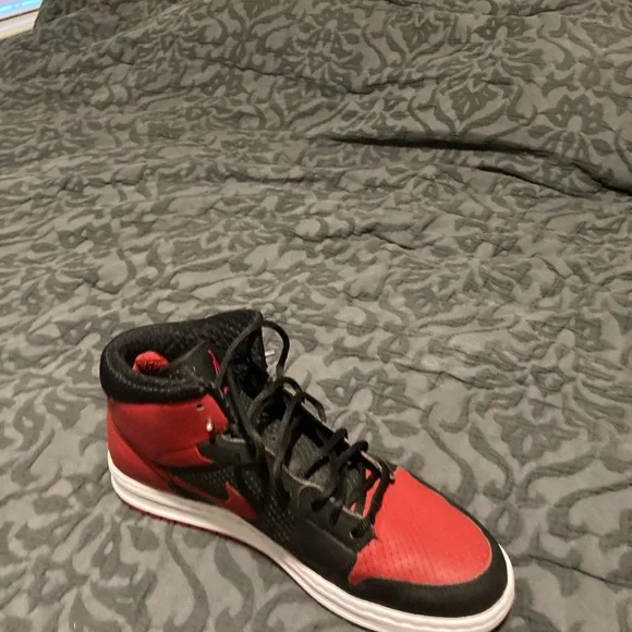 Jordan Alpha 1 - Picture 3 of 7